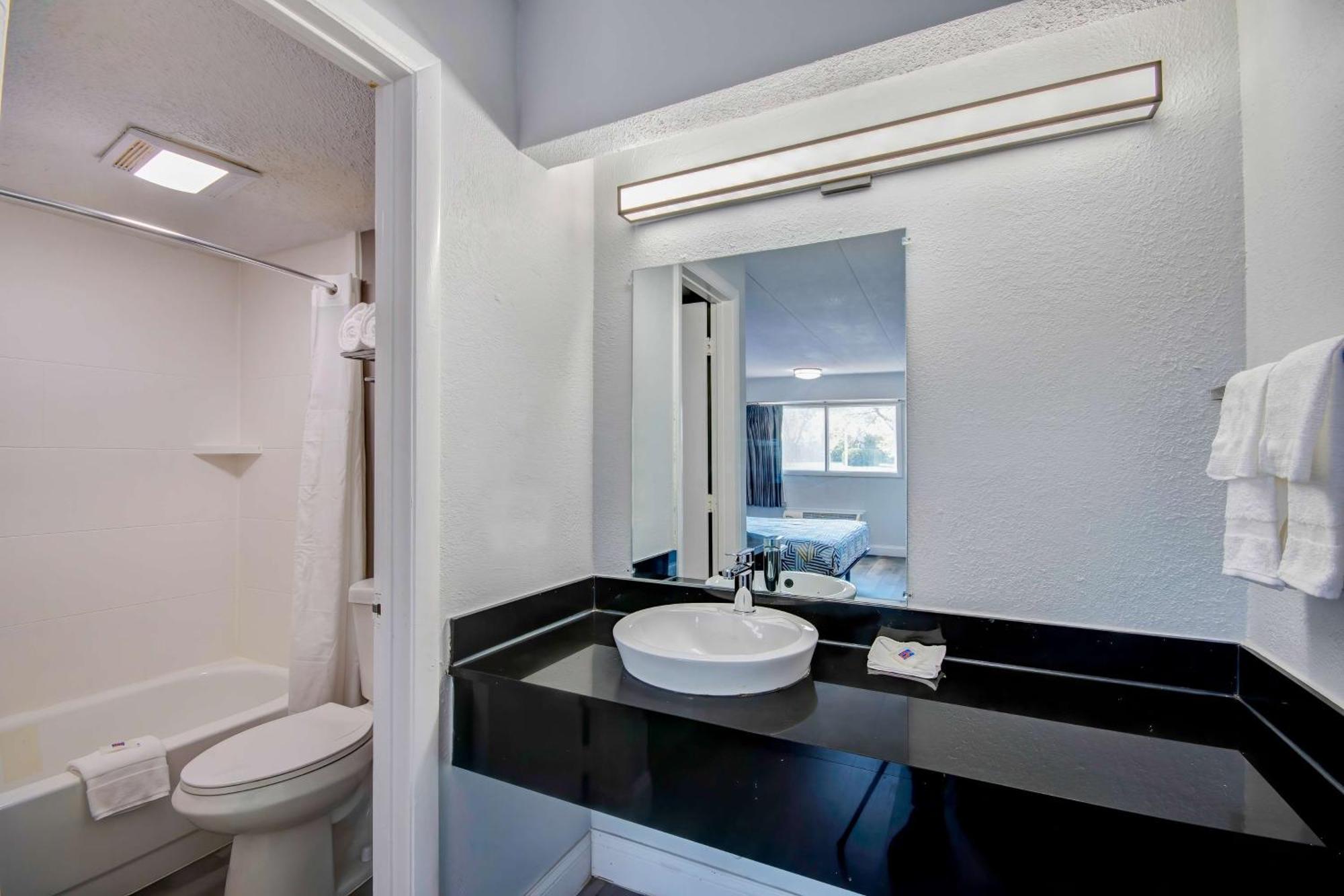 6 Oh - Osu North Hotel Columbus